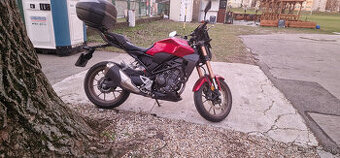 HONDA CB300R Neo Sports Café.