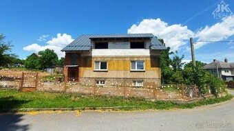 Dvojpodlažný dom v Kojaticiach, okr. Prešov