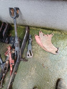 Zetor diely