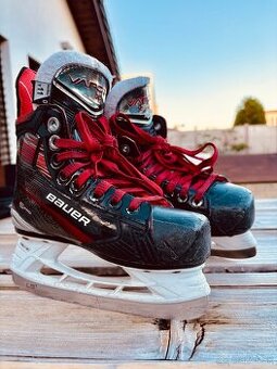 BAUER X5 PRO YTH