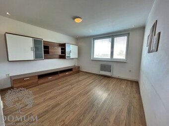 INVESTIČNÁ PRÍLEŽITOSŤ - 2-izbový byt (74 m²) so záhradou v - 1