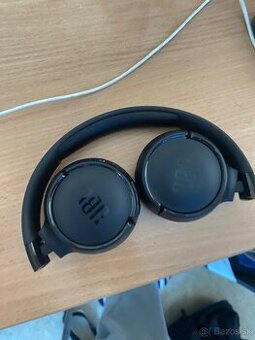 JBL TUNE 520BT