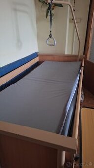 Elektircká polohovateľná posteľ