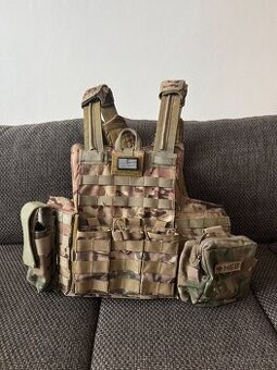 Taktická airsoft vesta MULTICAM – MOLLE, sumky v cene