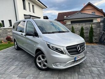 Prenajom auta Mercedes 8 miestne auto