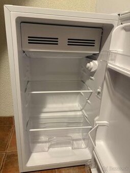 Chladnička má ešte záruku