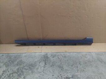 lišta prahu Passat B8