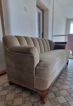 Starozitna sedacia suprava 3+1+1