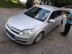 Rozpredám Opel Astra H combi HB benzín diesel - 1