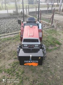 Traktor, malotraktor - 1