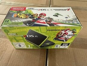 Nintendo NEW 2DS XL Black & Lime Green + Mario Kart 7