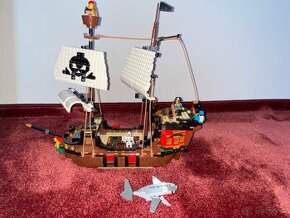 Lego Creator 31109 Piratska loď 3v1 - 1