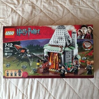 LEGO 4738 Harry z roku 2010 Potter Hagridova chatrč 3. vydan