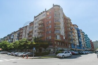 3I NOVOSTAVBA, ŠUSTEKOVA---900 EUR S EN.