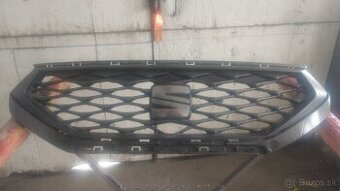 Predna maska Seat tarraco