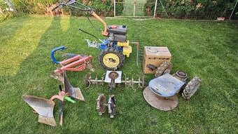 Malotraktor AGZAT s prislusenstvo + nahradny motor