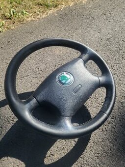 Volant s airbagom octavia