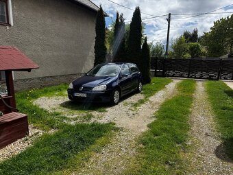 Volkswagen V