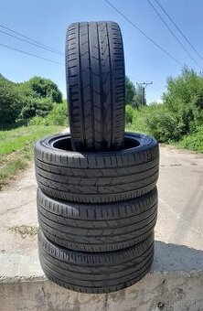 Pneu 225/45 R17