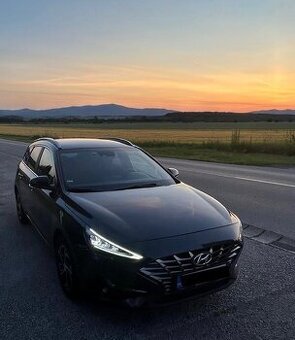 Hyundai i30 CW 1.5i CVVT Play