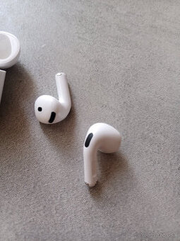 Apple Airpods 4