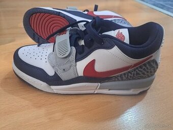 Nike Air jordan 37,5 új