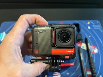 Insta360 ONE RS TWIN 4K + 360°