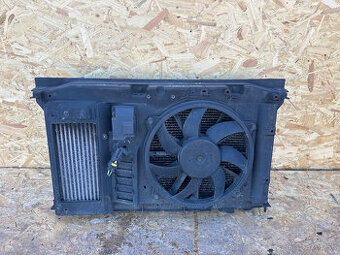 23.PRODÁM CHLADIČOVÁ STĚNA PEUGEOT 5008 1.6 HDI -