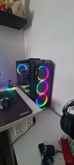 Herný výkonný počítač s RTX grafikou