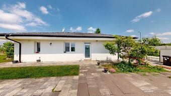 ZNÍŽENÁ CENA KOŠÚTY, moderný a útulný 4-izbový bungalov