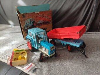 Predam staru hracku Zetor Crystal 8011