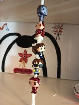 Figúrky stranger things  z kinder joy