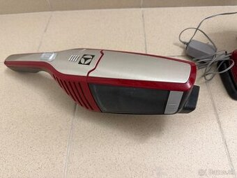 Vysávač ELEKTROLUX