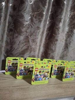 LEGO 71048 minifigurky kompletní 27. série 11ks