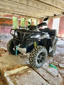 CF Moto Cforce 1000 X Gladiator 4x4.