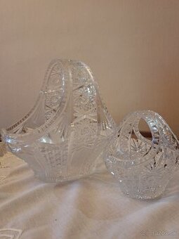 2 sklenene krištáľove košíky