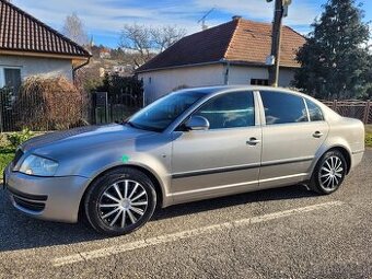 ŠKODA SUPERB 2.0 TDI 103KW ELEGANCE