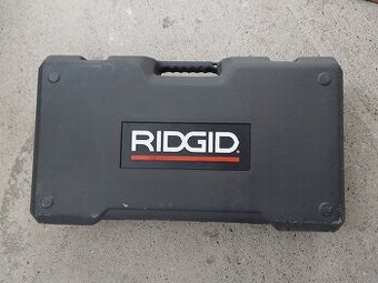 Závitorez RIDGID Ručný elektrický závitorez 690-I