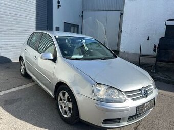 VW GOLF V 1,4 BENZÍN 2008 R9K