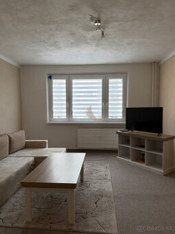 Pekný 3 izbový byt Závadka nad Hronom