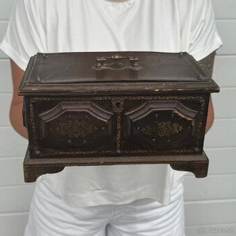 Starožitná šperkovnice