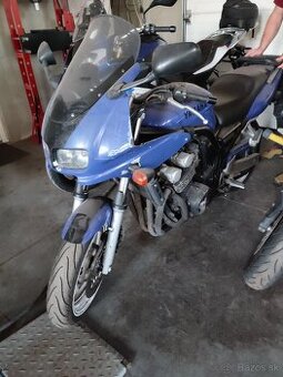 Yamaha Fazer 600