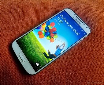 Samsung Galaxy S4 GT-I9505 biela farba