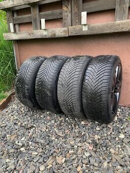 235/40 R18 Continental AllSeasonContact