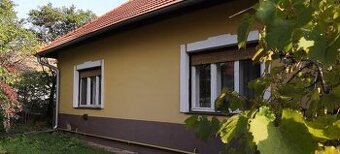 Na predaj vidiecky dom s veľkým pozemkom v Jasovej.