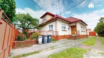 Tradičný 3+1i RD na veľkom pozemku s garážou na pešo do cent