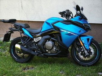 CF MOTO 650 GT