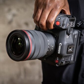 Canon C70