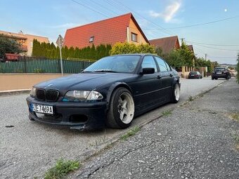 BMW E46 323i street drift