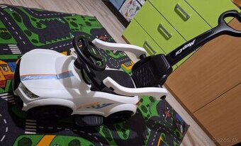 Detské odrážadlo s vodiacou tyčou